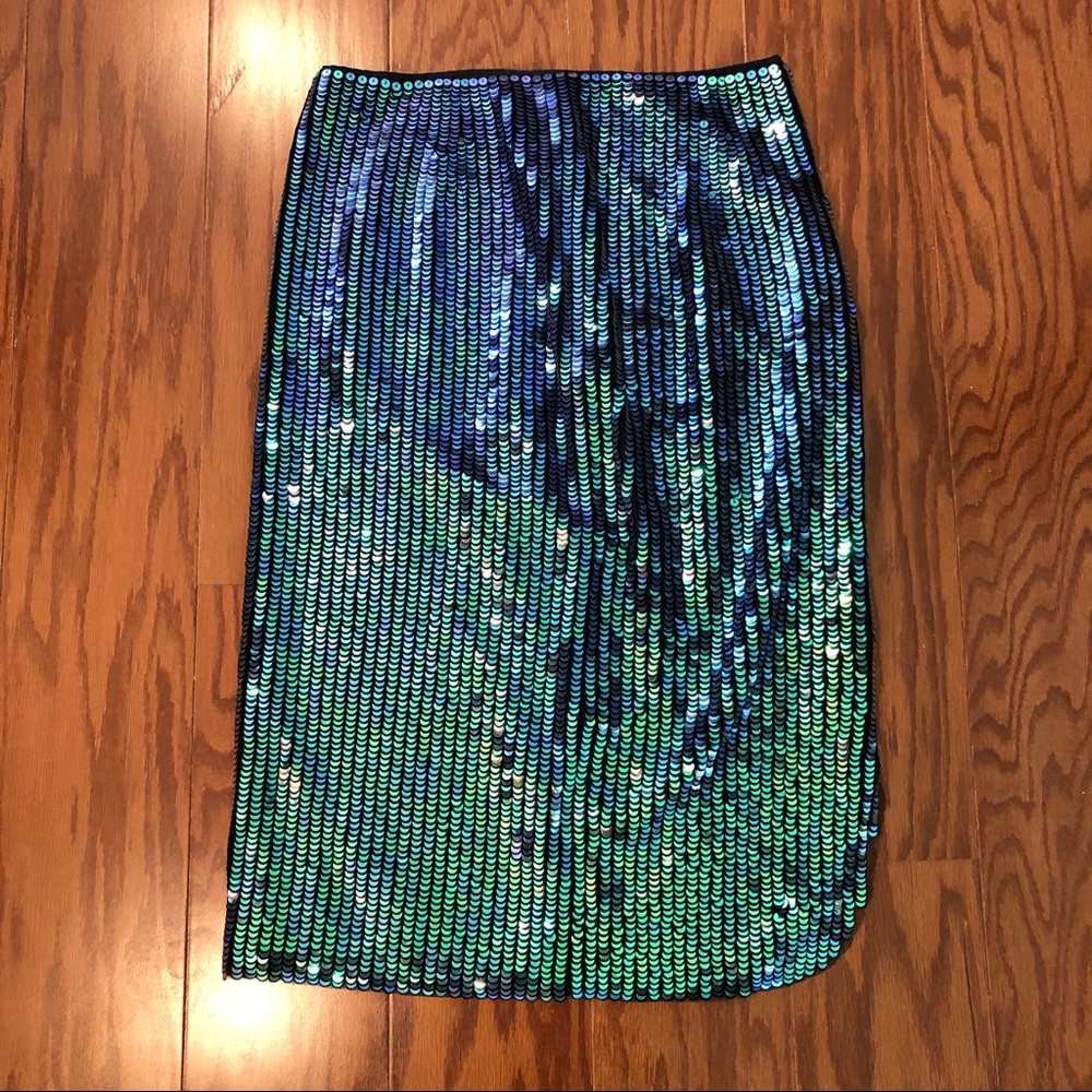 H&M sequence skirt size 4
